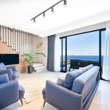 Larrisa * フェティエ